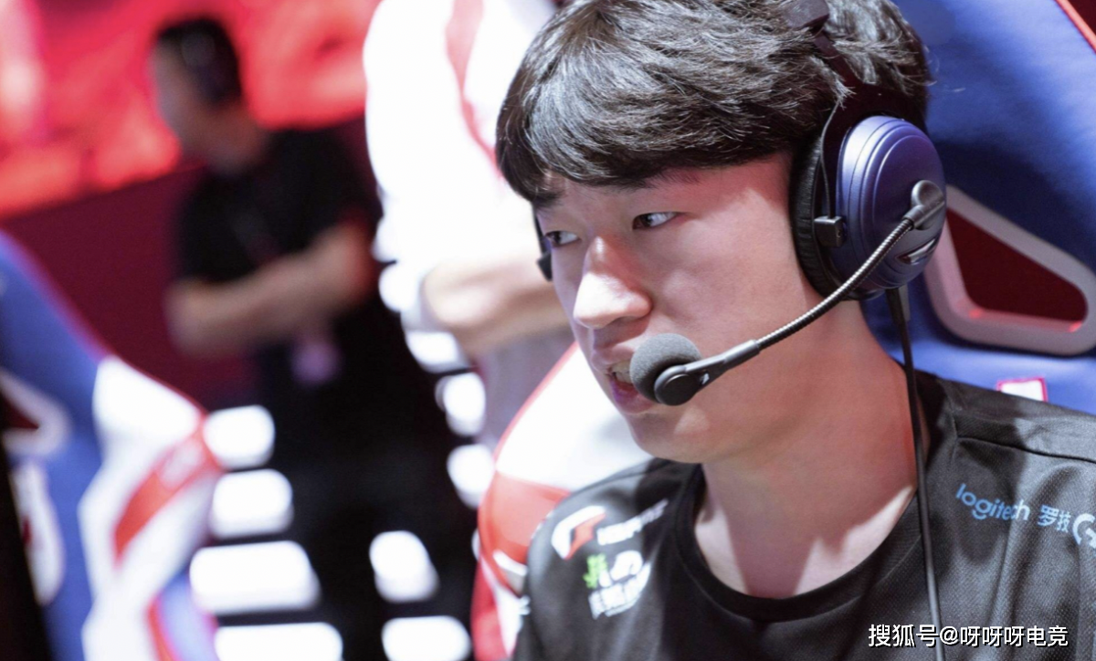 九游- 浓眉哥重要时刻重返赛场，RNG带队取胜！再创辉煌时刻