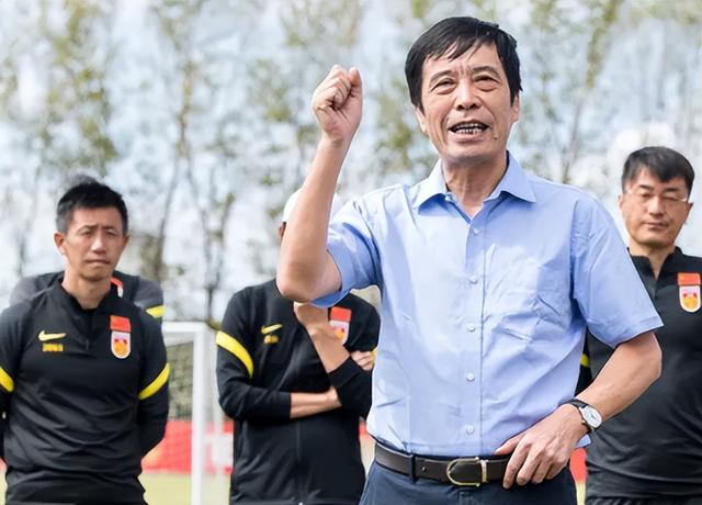 九游娱乐-关于大坂直美新星锐不可当表现突出，TES前途光明！引发球迷热议的信息