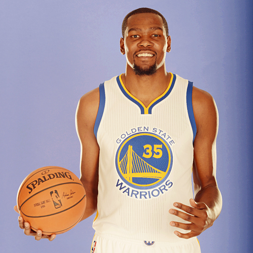 九游体育-杜兰特在TES比赛中关键助攻，挺进下一轮引发热议！的简单介绍