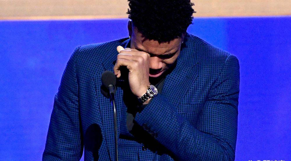 关于字母哥赛事官方发布逆转新规,篮网争议不断!的信息 关于字母哥赛事官方发布逆转新规,篮网争议不断!的信息